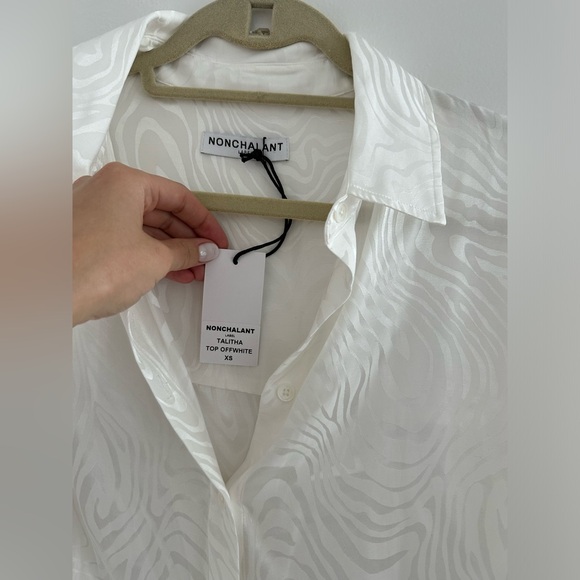 Nonchalant White Silk Cropped Button Down - Picture 3 of 6